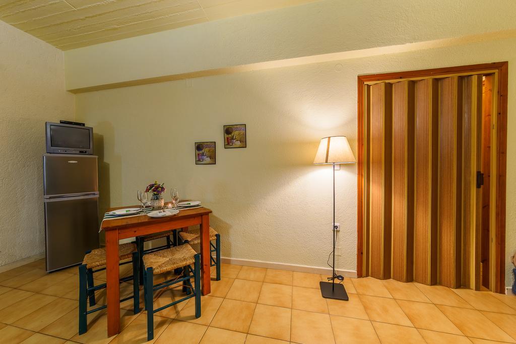 Grekis Hotel&apartments Petalídhion